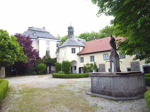 Schloss Sighartstein in Neumarkt am Wallersee wird zwangsversteigert